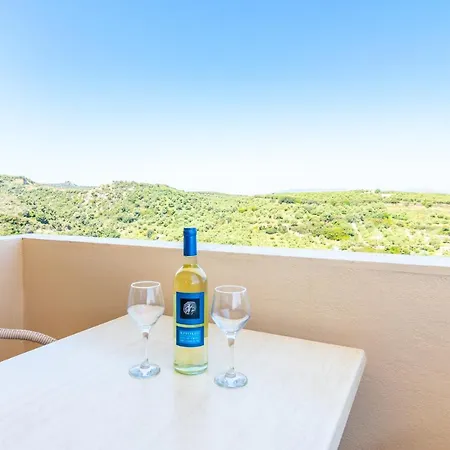 Orestis Sea View 2* スタロス